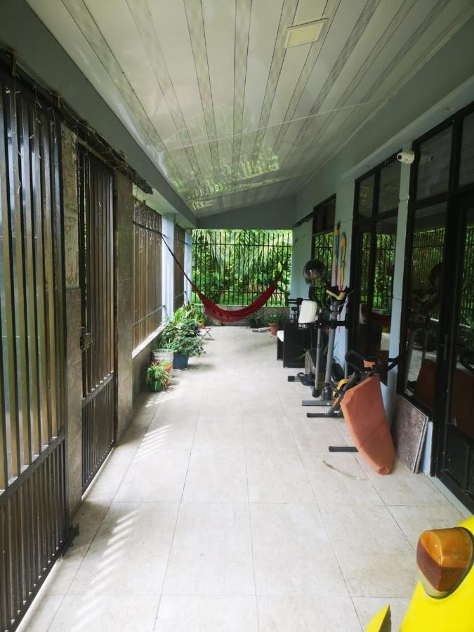 Casa Amazilia Hotel Leticia Exterior photo